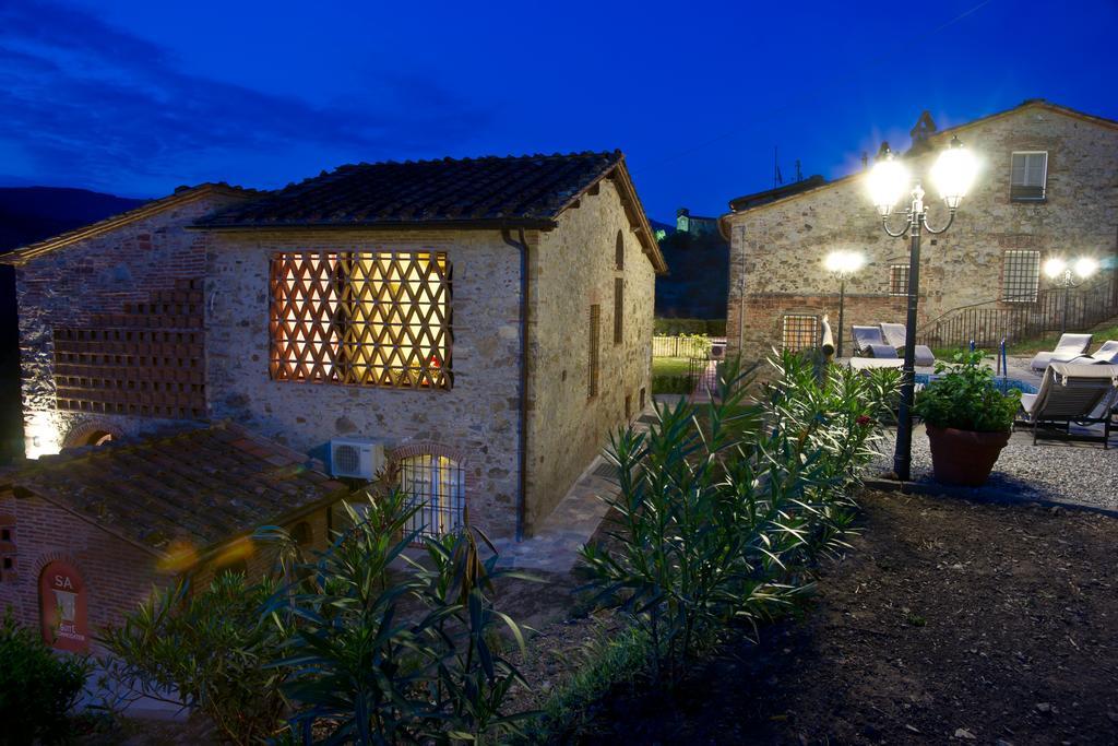 Suite Accommodation Mastiano Exterior foto